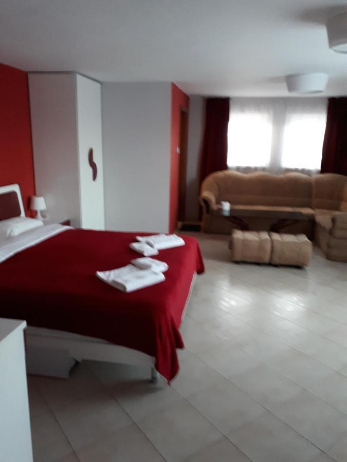 Family Hotel Gogov Sinemoretz Ngoại thất bức ảnh