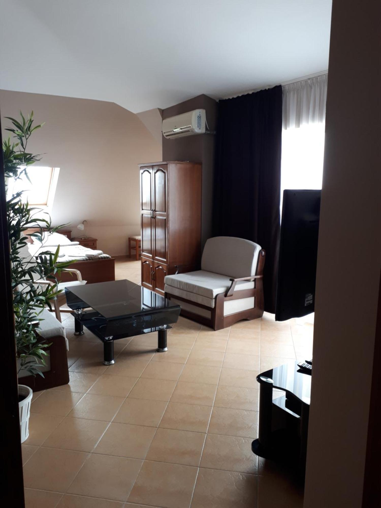 Family Hotel Gogov Sinemoretz Phòng bức ảnh
